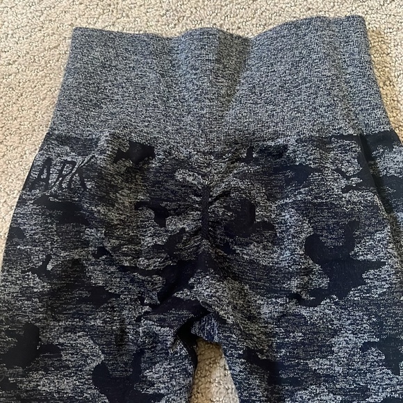 Gymshark Seamless Leggings BLACK XS - Picture 2 of 4